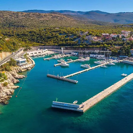 بيت للعطل Lovely In With Wifi